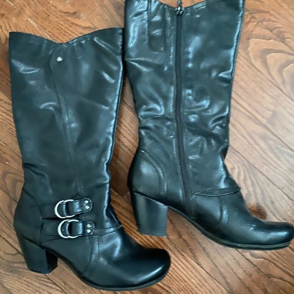 Black beartrap boots - Picture 2 of 2